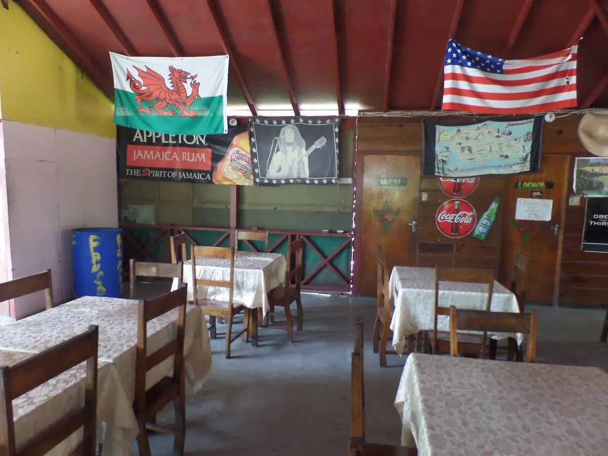 酒店 Jah B'S Cottages On Beach Road-内格里尔