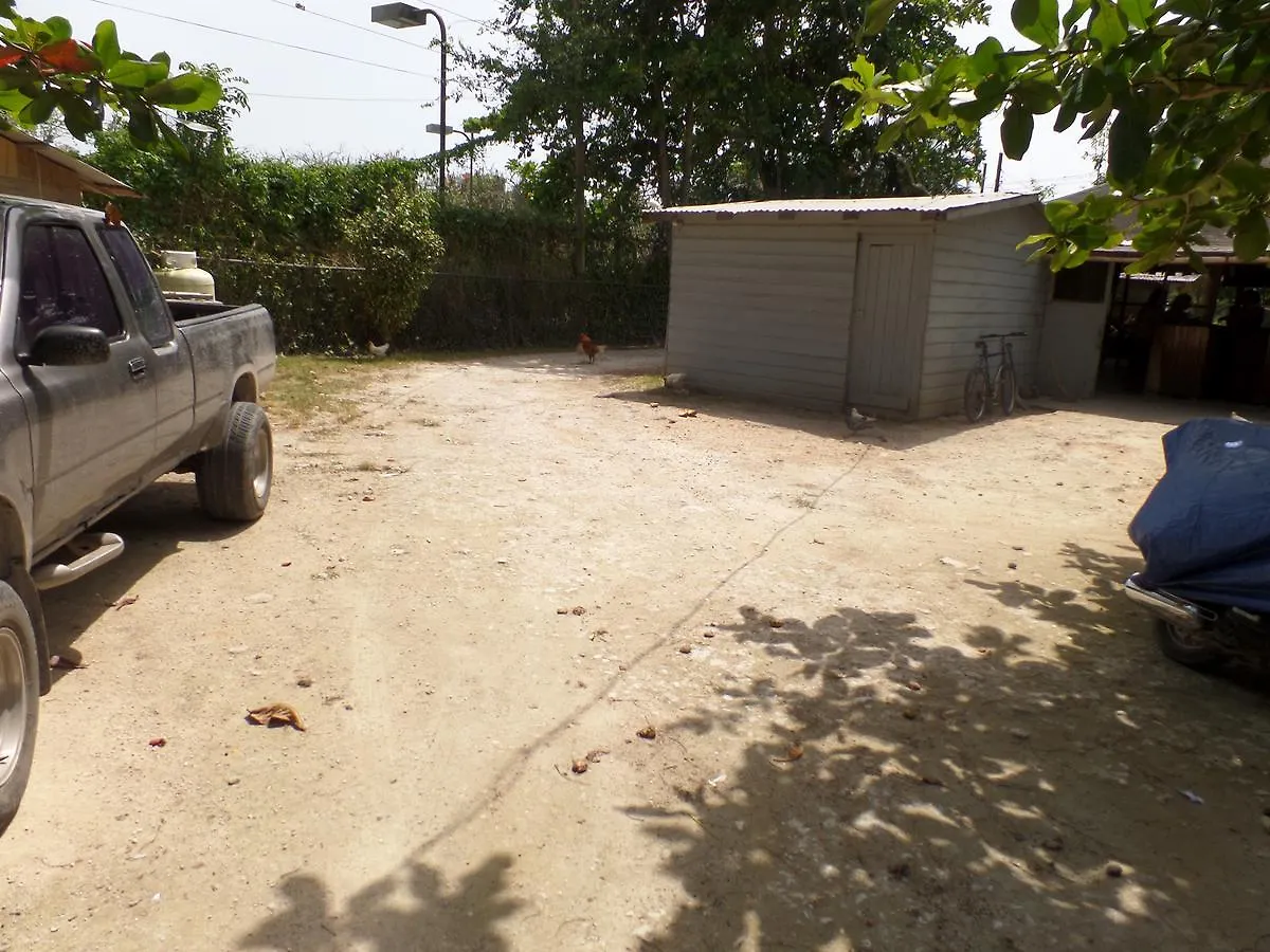 酒店 Jah B'S Cottages On Beach Road-内格里尔 牙买加